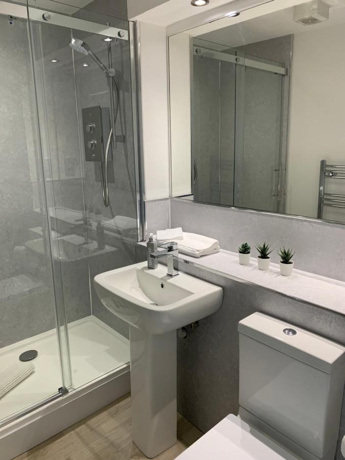 Corstorphine Townhouse: Spacious Stay Near Murrayfield with Garden Edinburgh Exterior photo